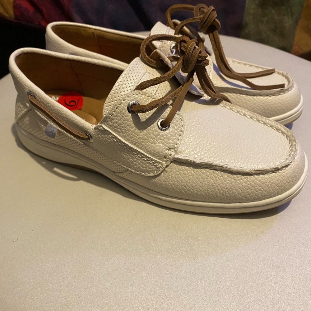 Sperry Tan Boat Shoes with Brown Accents
